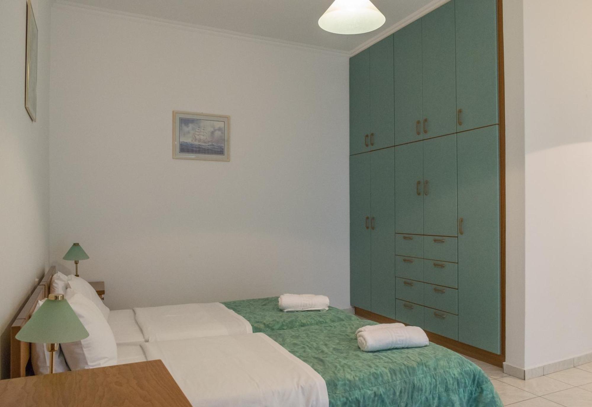 Tina'S Apartments Adamantas  Phòng bức ảnh
