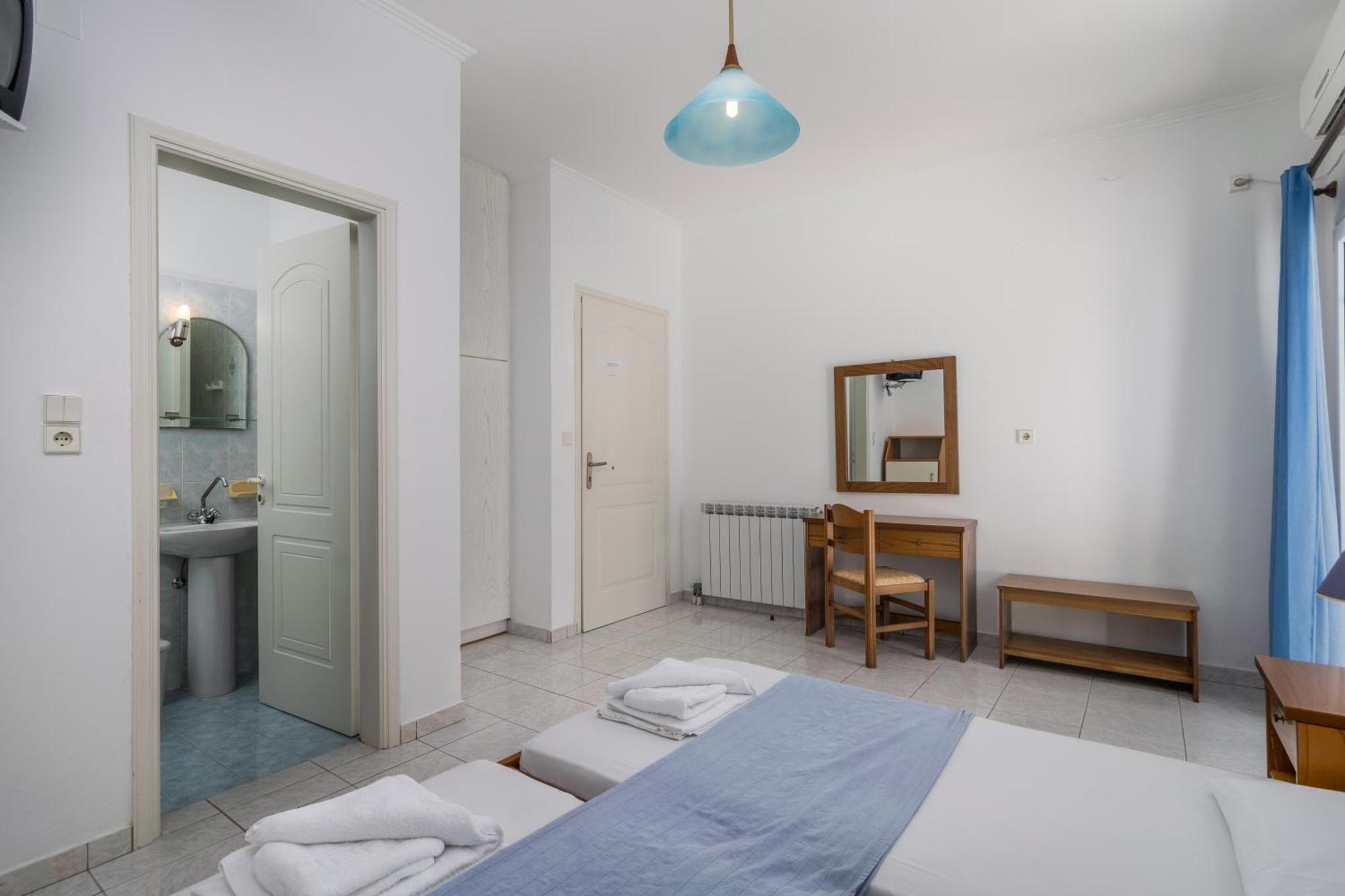 Tina'S Apartments Adamantas  Phòng bức ảnh