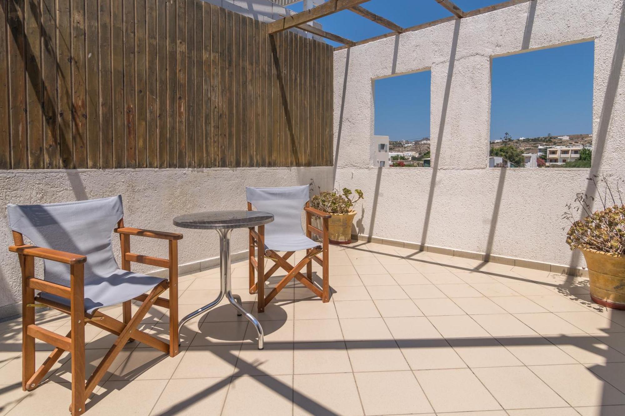 Tina'S Apartments Adamantas  Phòng bức ảnh