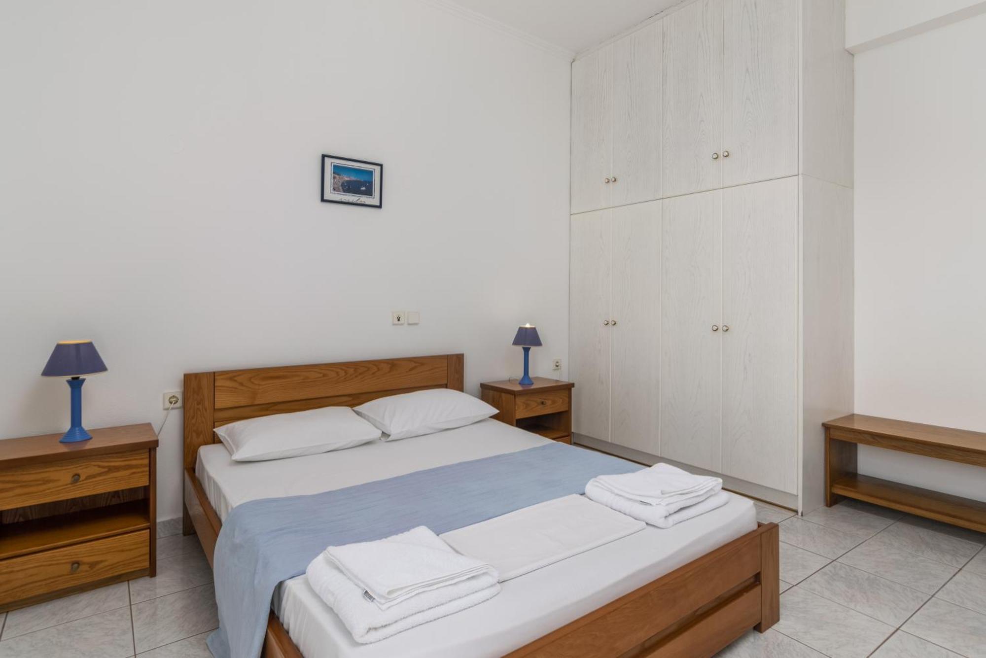 Tina'S Apartments Adamantas  Phòng bức ảnh